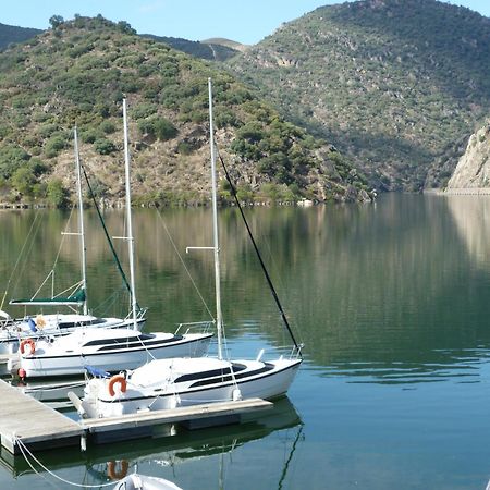 Douro Yacht Charter & Bungalows São João da Pesqueira 외부 사진